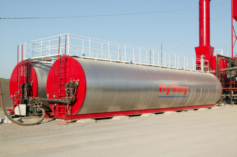 HyWay Asphalt Storage Tanks Construction Equipment Gencor